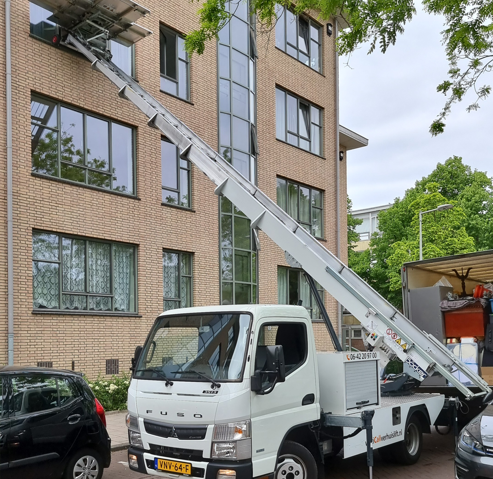 Complete verhuisoplossing met professionele verhuislift